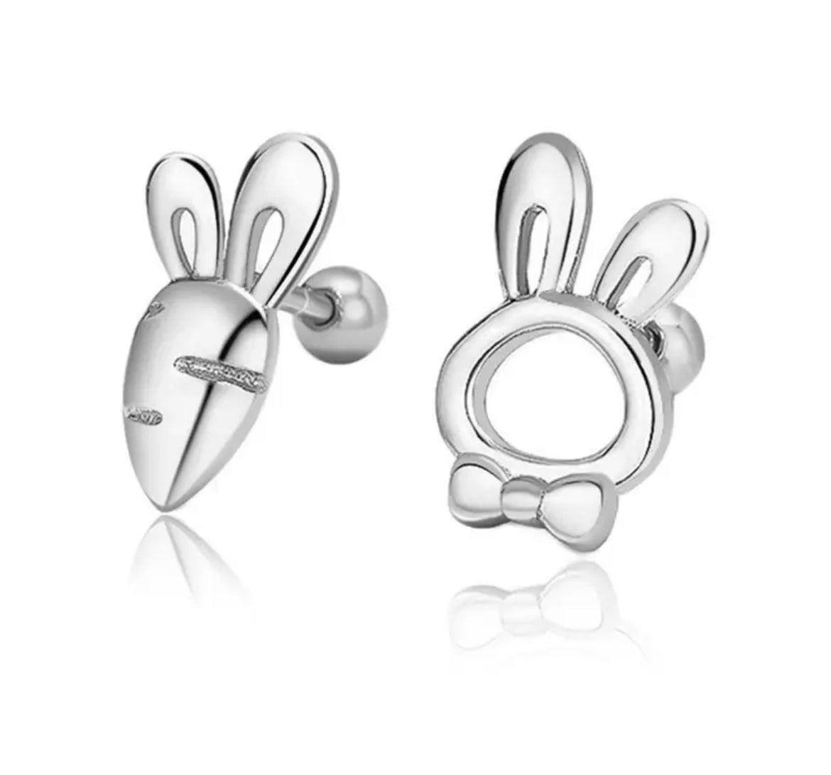 Bunny+Carrot Silhouette silver(screw back)